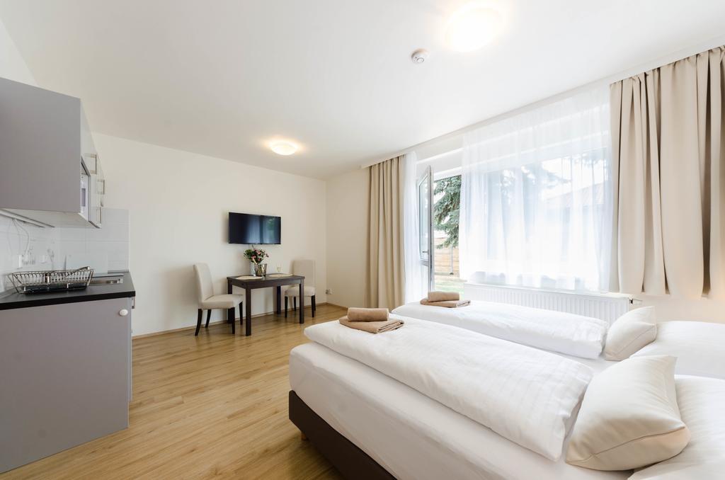 Pension Zlicin Prague Room photo